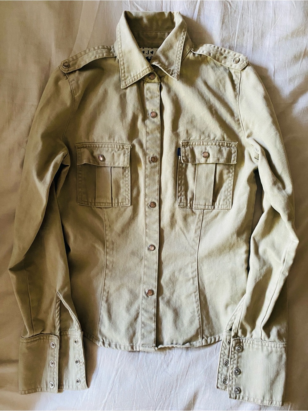 Vintage Early 2000’s Juicy Couture Utility Button-Up Shirt Jacket in Light Khaki